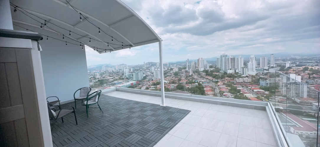 Ganga Apartamento Ph Penthouse Loma Vista Tower  La Loma  Pueblo Nuevo  - Amoblado