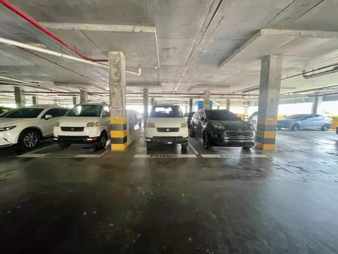 Venta Amplio Local en Transistmica/Ave Central PH Ofidepositos - RT - Imagen 19