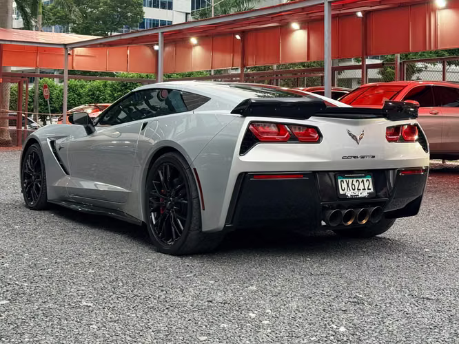 CHEVROLET CORVETTE 2019 - Imagen 4