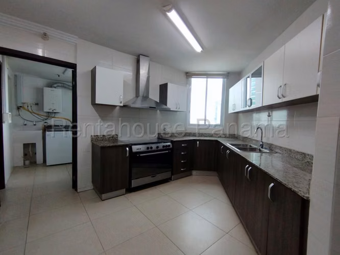 Alquiler de Apartamento en Costa del Este Ph Country Club C E Solo Cliente Directo LFC