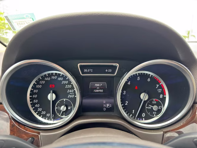 2014 MERCEDES BENZ ML300 - Imagen 17