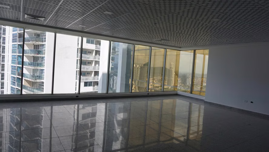Alquiler de Oficina en Avenida Balboa Bicsa Tower Solo Cliente Directo LFC