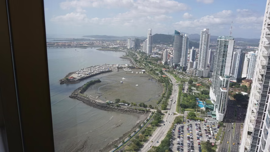 Alquiler de Oficina en Avenida Balboa Bicsa Tower Solo Cliente Directo LFC