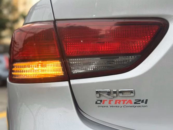 KIA RIO 2022 - Imagen 7