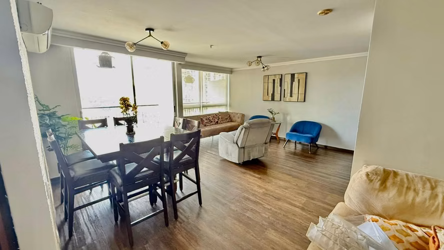 APARTAMENTO AMOBLADO EN EL BOSQUE PH ALTAVISTA TOWER