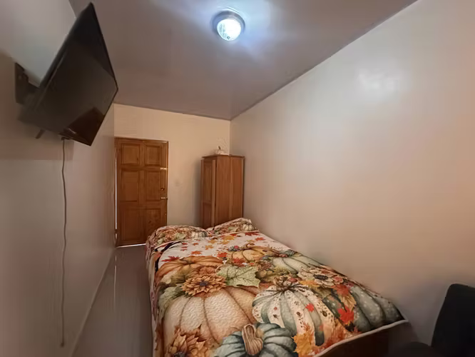 SE ALQUILA CASA AMOBLADA EN PASO ANCHO