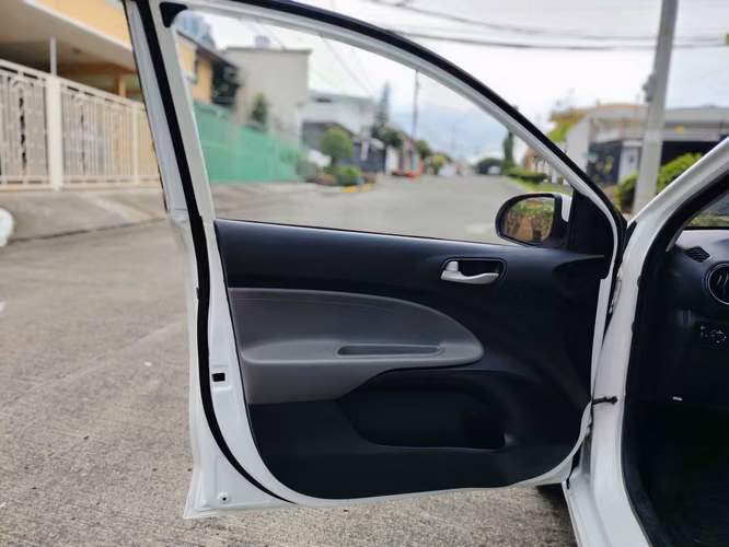 KIA SOLUTO 2024 AUTOMÁTICO NEGOCIABLE - Imagen 4