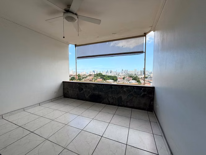 Apartment for sale in Villa de las Fuentes