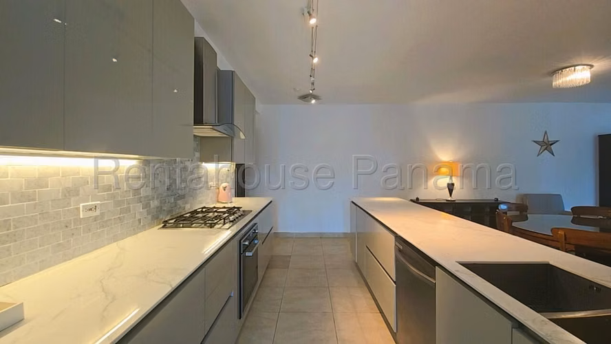 Alquiler de Apartamento en El Cangrejo Ph Park City Solo Cliente Directo MC