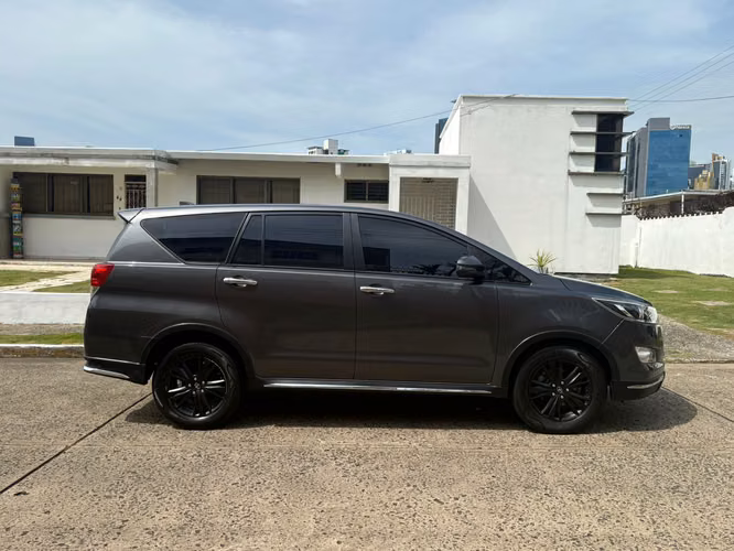 TOYOTA INNVOVA 2020 - Imagen 4