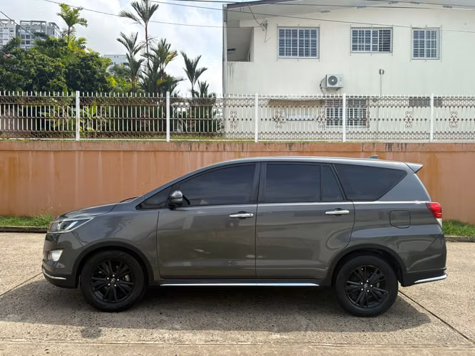 TOYOTA INNVOVA 2020 - Imagen 5