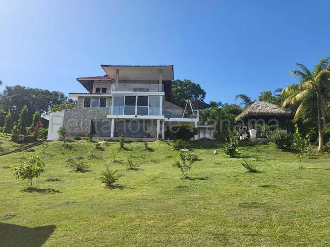 Venta de casa en Albrokk 27MVCH1034 - Imagen 1