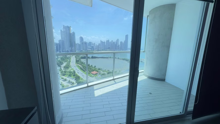 Venta de apartamento en PH Yacht Club | Avenida Balboa. E.L - Imagen 2