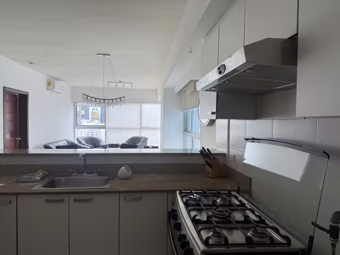 SE VENDE APARTAMENTO BAYSHORE en AVE BALBOA