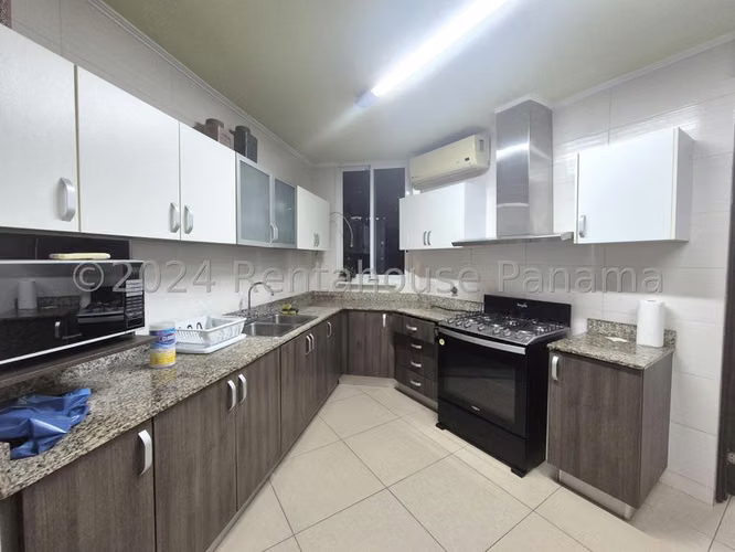 Apartamento en venta en PH Country Club Costa del Este