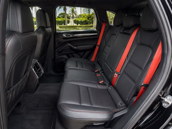 Porsche Cayenne S E-Hybrid 2016 | 68,000 km | Garantía Porsche | Agencia | Historial Completo - Imagen 8