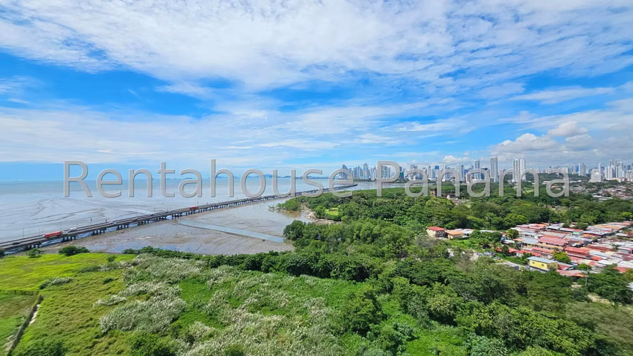 Se Alquila Apartamento en Costa del Este LA27-1001