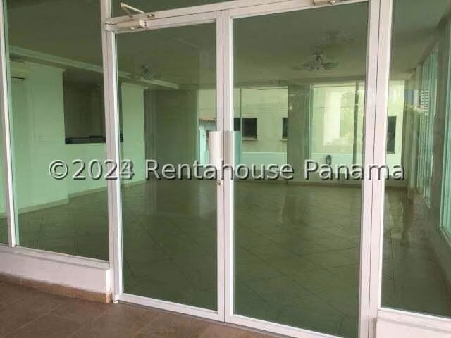 Venta de Apartamento en El Cangrejo 26LBR6367