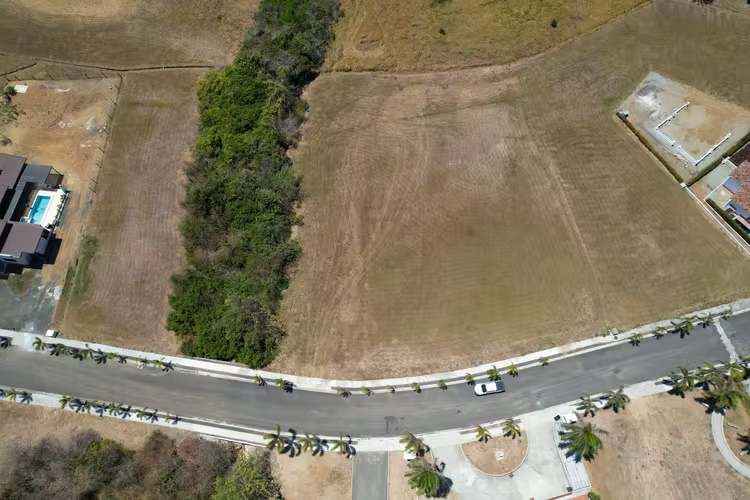 Lote para Construcción en Comunidad Privada con Financiamiento – Costa Pedasí