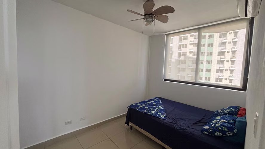 SE VENDE EN PH SAN FRANCISCO BAY – Torre 300 - RM