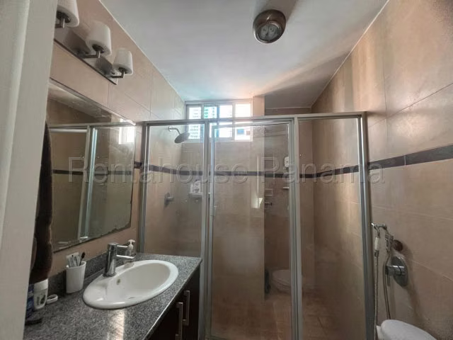 Venta de Apartamento en Costa del Este 27LBR284