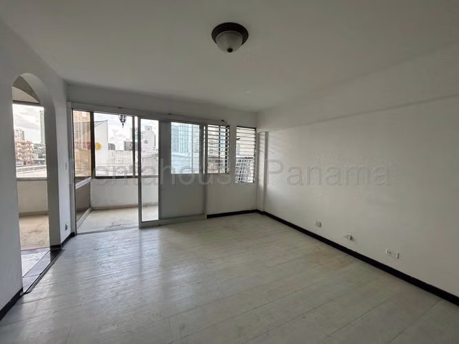 VENTA APARTAMENTO REMATE EN SAN FRANCISCO - YD