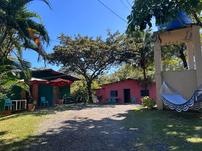CASA MAYA – SANTA CATALINA SURF * TURISMO * INVERSIÓN