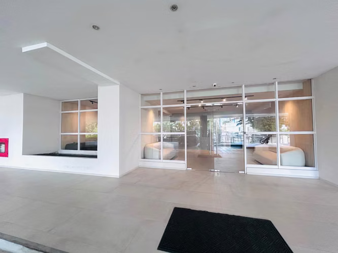 (LR) OPORTUNIDAD DE INVERSIÓN – VENTA DE AMPLIO APARTAMENTO A PASOS DE PARQUE OMAR - Imagen 2