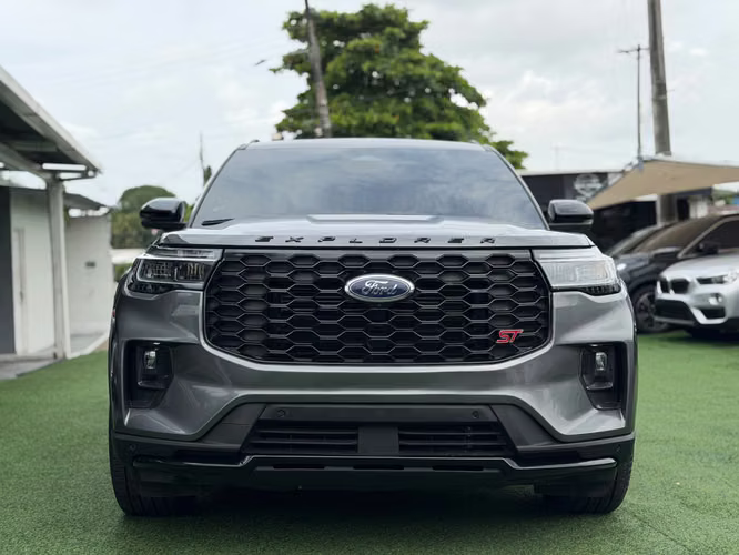 Ford Explorer ST 2024