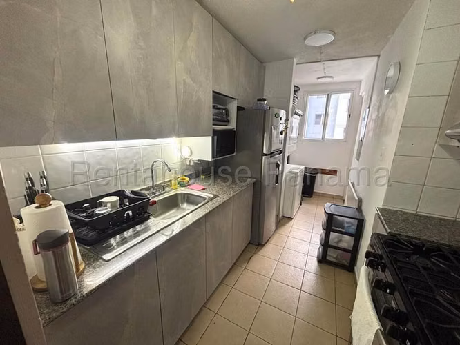 Alquiler de apartamento semi amoblado en San Francisco PH Casa Real - Imagen 3