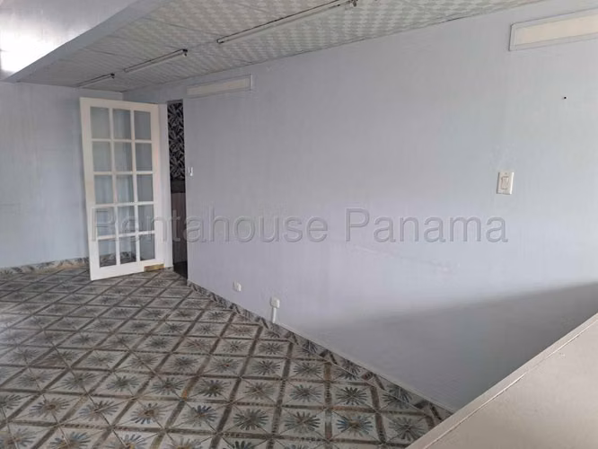 Alquiler de local comercial de 162m2 en San Francisco
