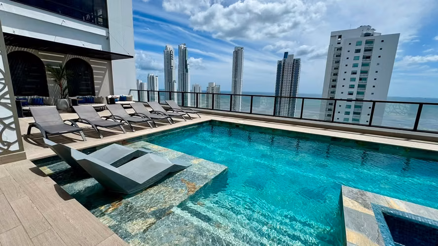 ALQUILO APARTAMENTO AMOBLADO EN COSTA DEL ESTE PH ARCADIA