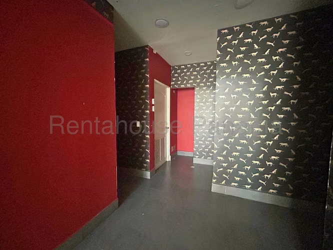 Alquiler de local de 100m2 en San Francisco - Imagen 4