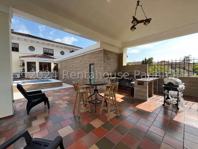 Se Vende Casa en Clayton VLU27-916