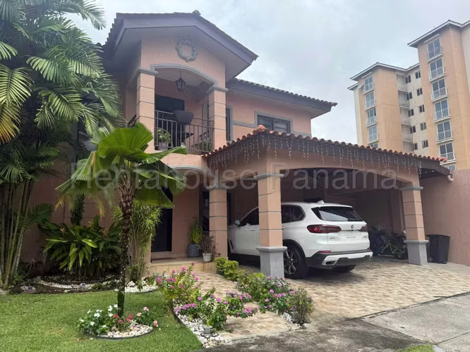 Se Vende Casa en Versalles VLU27-610 - Imagen 1