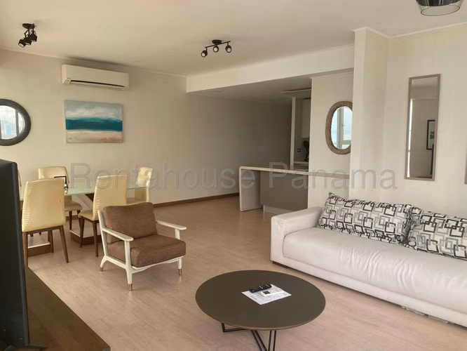 Alquilo Apartamento en Coco del Mar LC26-3329 - Imagen 3