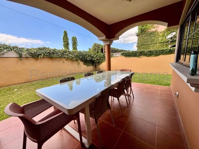 Casa en Venta en Costa Sur 25EPP6398