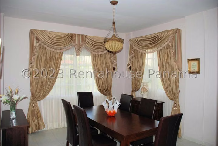Casa en Venta en Costa Sur 26EPP7888