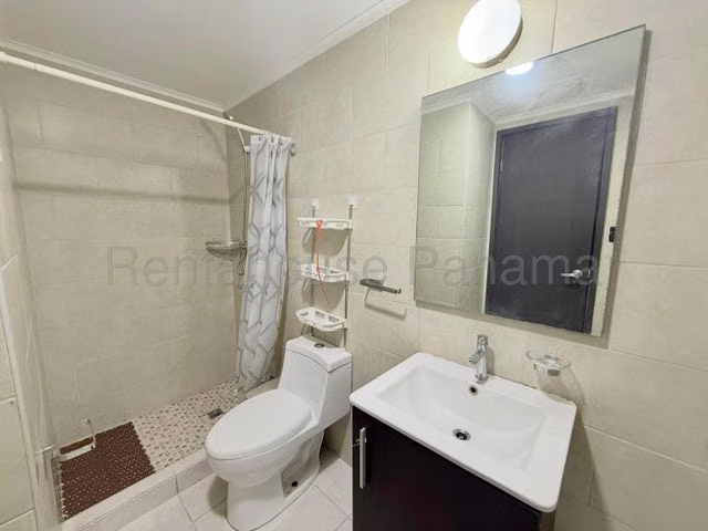 Apartamento en Venta en Avenida Balboa, Ph Bay View. EH