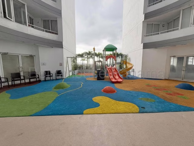 Apartamento en Venta en Avenida Balboa, Ph Bay View. EH