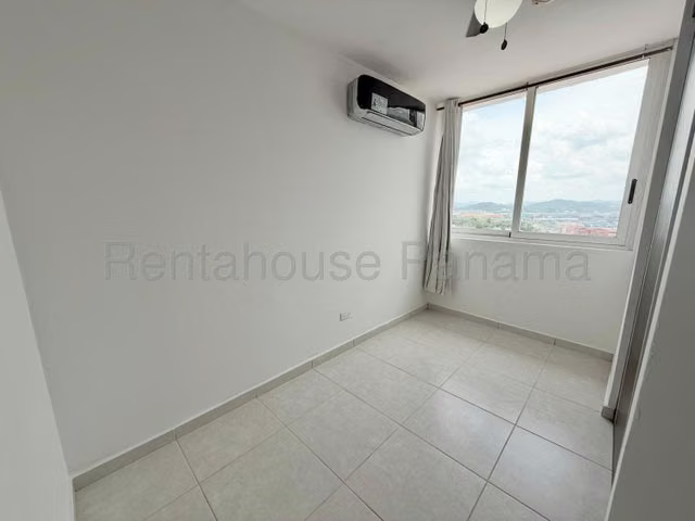 Apartamento en Venta en Avenida Balboa, Ph Bay View. EH
