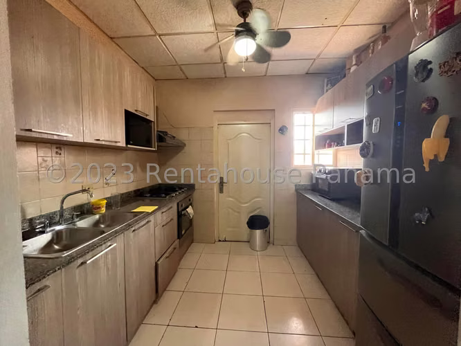 Se Vende Casa en Villa Zaita MDV27-1052