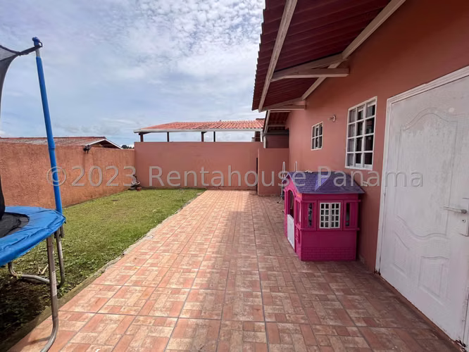 Se Vende Casa en Villa Zaita MDV27-1052