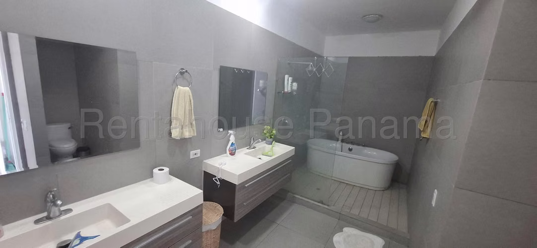 VENTA APARTAMENTO YACHT CLUB AV BALBOA 26ML5857