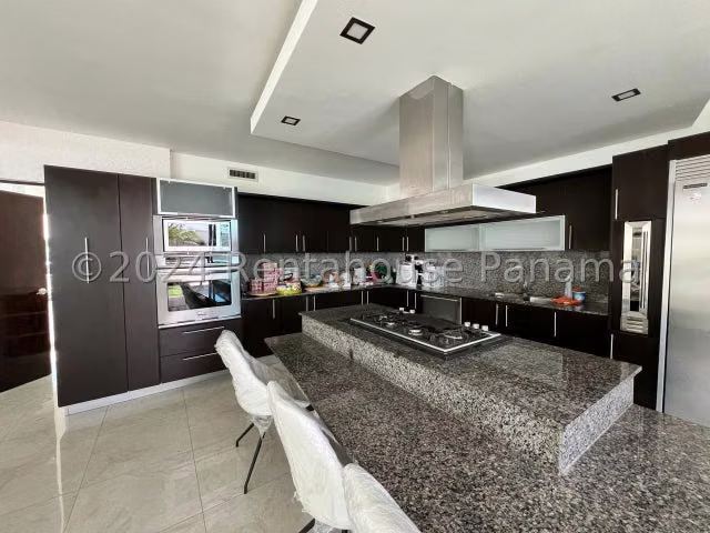Casa en Venta en Costa Sur 26EPP2777