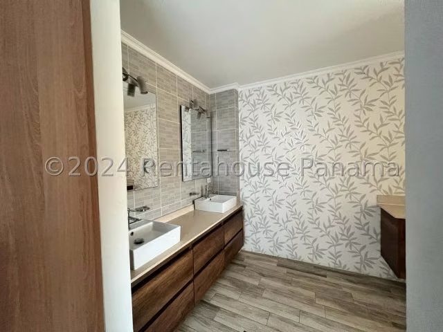 Casa en Venta en Costa Sur 26EPP2777