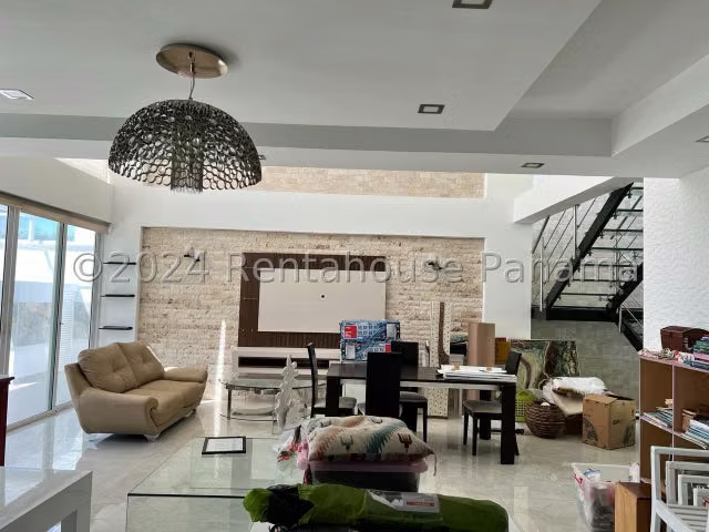 Casa en Venta en Costa Sur 26EPP2777