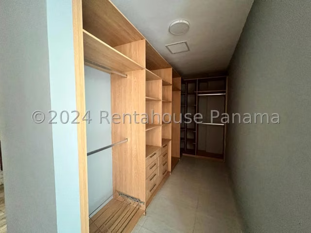 Casa en Venta en Costa Sur 26EPP2777