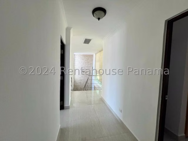 Casa en Venta en Costa Sur 26EPP2777