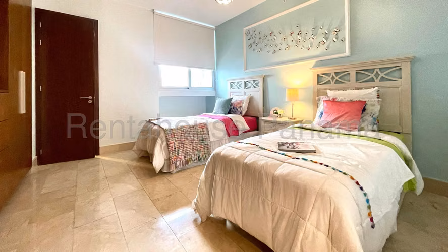 Lujoso Apartamento en Venta en Coco del Mar 27*224Mfk